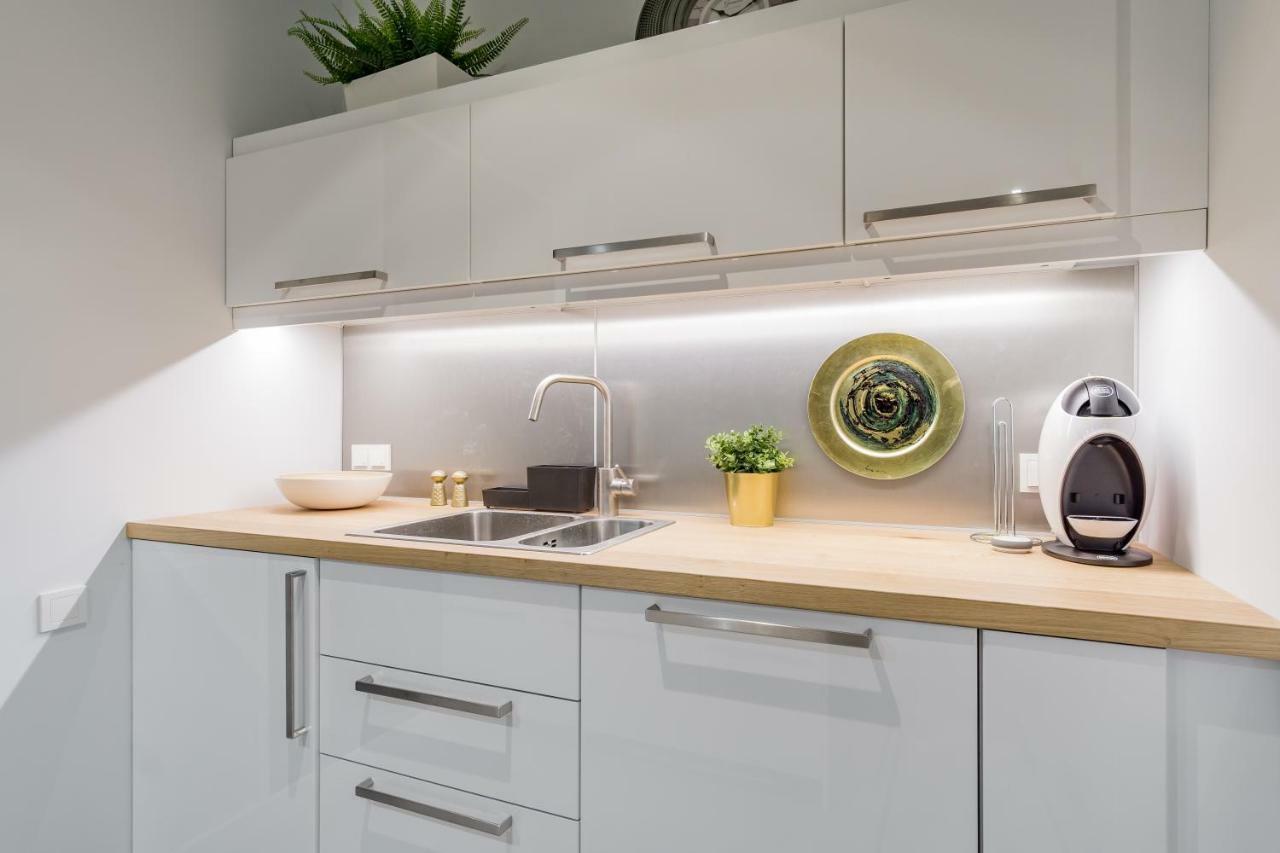 Mennica Residence Chic Apartment 바르샤바 외부 사진